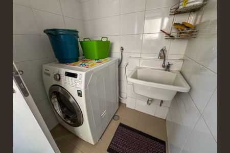 Apartamento à venda com 233m², 3 quartos e 2 vagasÁrea de Serviço