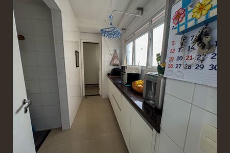 Apartamento à venda com 233m², 3 quartos e 2 vagasÁrea de Serviço