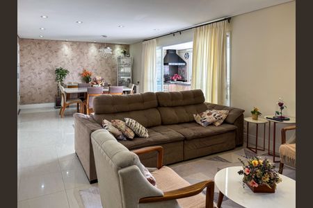 Apartamento à venda com 233m², 3 quartos e 2 vagasSala