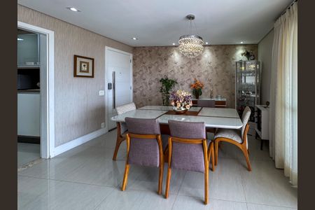 Apartamento à venda com 233m², 3 quartos e 2 vagasSala