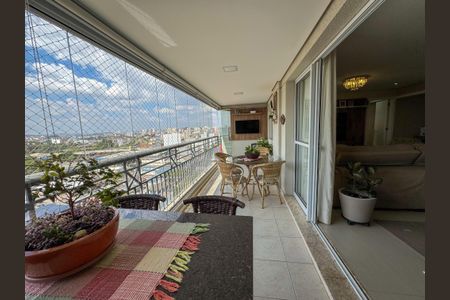 Apartamento à venda com 233m², 3 quartos e 2 vagasVaranda Gourmet