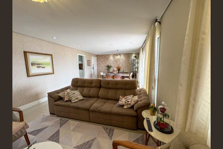 Apartamento à venda com 233m², 3 quartos e 2 vagasSala