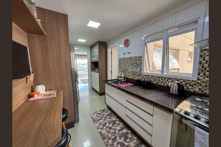 Apartamento à venda com 233m², 3 quartos e 2 vagasCozinha