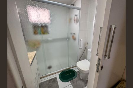 Apartamento à venda com 233m², 3 quartos e 2 vagasBanheiro da Suíte 1