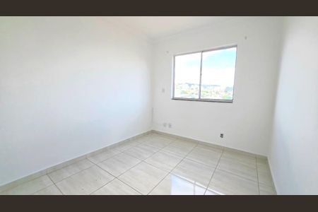 Apartamento à venda com 2 quartos, 42m² em Serra Dourada, Vespasiano