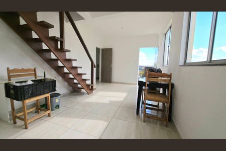 Apartamento à venda com 2 quartos, 42m² em Serra Dourada, Vespasiano