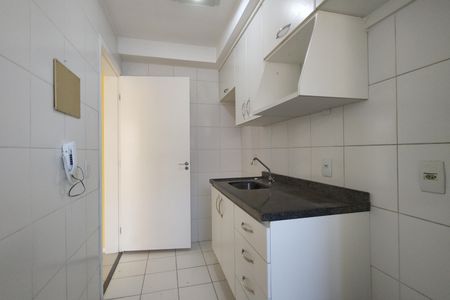 Apartamento à venda com 55m², 2 quartos e 1 vagaCozinha - Armários