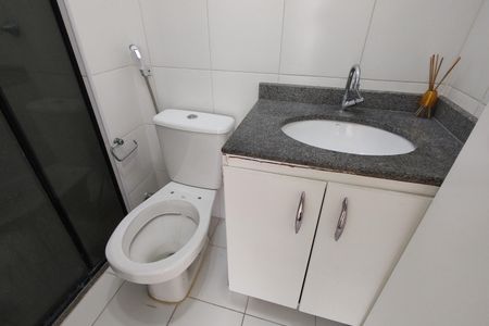 Apartamento à venda com 55m², 2 quartos e 1 vagaBanheiro Social