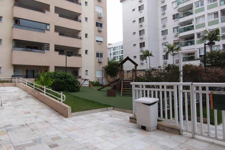Apartamento à venda com 55m², 2 quartos e 1 vagaÁrea comum