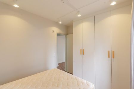 Quarto de apartamento à venda com 1 quarto, 40m² em Vila Olímpia, São Paulo