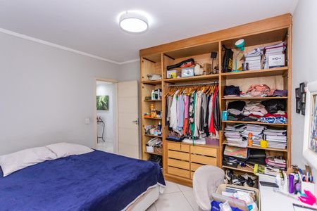 Casa para alugar com 300m², 4 quartos e 2 vagas Casa para alugar com 300m², 4 quartos e 2 vagasSuíte