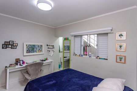 Casa para alugar com 300m², 4 quartos e 2 vagas Casa para alugar com 300m², 4 quartos e 2 vagasSuíte