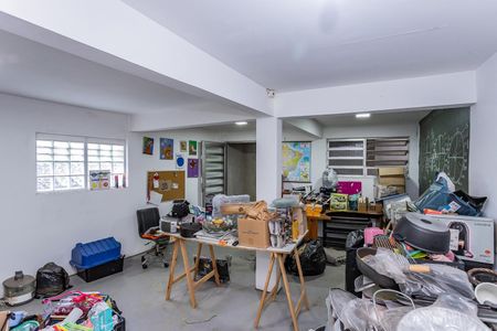 Casa para alugar com 300m², 4 quartos e 2 vagas Casa para alugar com 300m², 4 quartos e 2 vagasÁrea comum