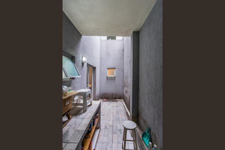 Casa para alugar com 300m², 4 quartos e 2 vagas Casa para alugar com 300m², 4 quartos e 2 vagasVaranda da suíte 2