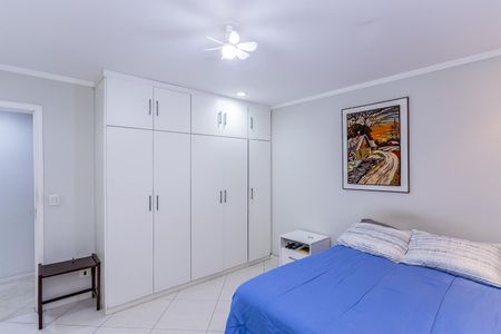 Casa para alugar com 300m², 4 quartos e 2 vagas Casa para alugar com 300m², 4 quartos e 2 vagasSuíte 2