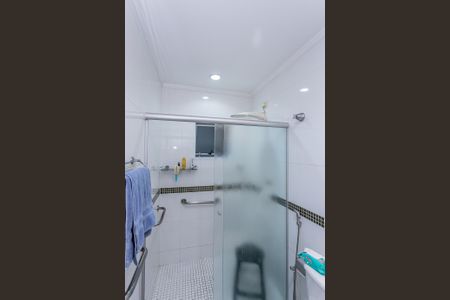 Casa para alugar com 300m², 4 quartos e 2 vagas Casa para alugar com 300m², 4 quartos e 2 vagasBanheiro da suíte 2
