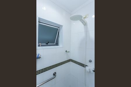 Casa para alugar com 300m², 4 quartos e 2 vagas Casa para alugar com 300m², 4 quartos e 2 vagasBanheiro da suíte 2