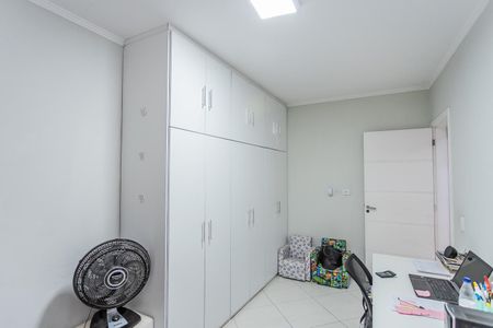 Casa para alugar com 300m², 4 quartos e 2 vagas Casa para alugar com 300m², 4 quartos e 2 vagasQuarto