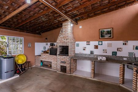 Casa para alugar com 300m², 4 quartos e 2 vagas Casa para alugar com 300m², 4 quartos e 2 vagasEspaço Gourmet e área de serviço