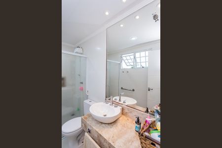 Casa para alugar com 300m², 4 quartos e 2 vagas Casa para alugar com 300m², 4 quartos e 2 vagasBanheiro da suíte 3