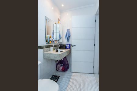 Casa para alugar com 300m², 4 quartos e 2 vagas Casa para alugar com 300m², 4 quartos e 2 vagasBanheiro da suíte 2