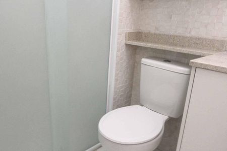 Apartamento à venda com 47m², 2 quartos e sem vaga Apartamento à venda com 47m², 2 quartos e sem vagaBanheiro