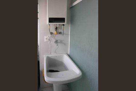 Apartamento à venda com 47m², 2 quartos e sem vaga Apartamento à venda com 47m², 2 quartos e sem vagaÁrea de Serviço