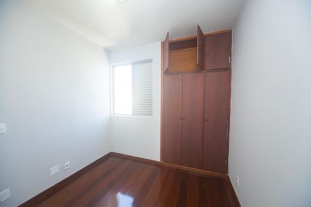 Apartamento à venda com 110m², 3 quartos e 2 vagas Apartamento à venda com 110m², 3 quartos e 2 vagasquarto 2