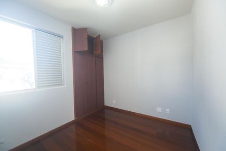 Apartamento à venda com 110m², 3 quartos e 2 vagas Apartamento à venda com 110m², 3 quartos e 2 vagasquarto 2