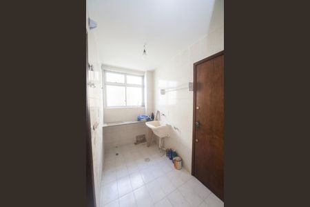 Apartamento à venda com 110m², 3 quartos e 2 vagas Apartamento à venda com 110m², 3 quartos e 2 vagasÁrea de Serviço