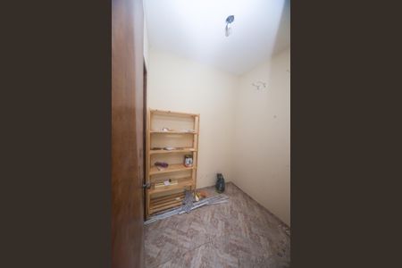 Apartamento à venda com 110m², 3 quartos e 2 vagas Apartamento à venda com 110m², 3 quartos e 2 vagasQuarto de Serviço