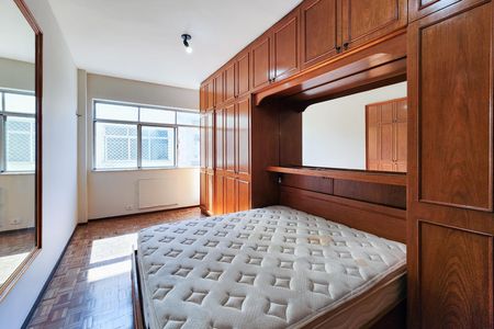 Apartamento à venda com 160m², 3 quartos e 2 vagasSuíte 