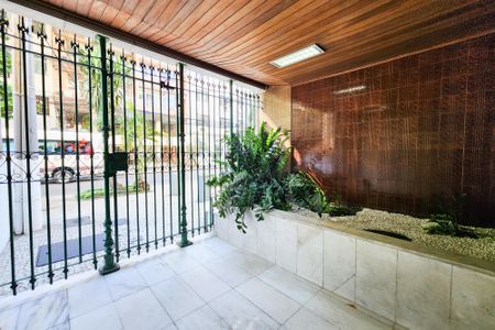 Apartamento à venda com 160m², 3 quartos e 2 vagasÁrea Comum 