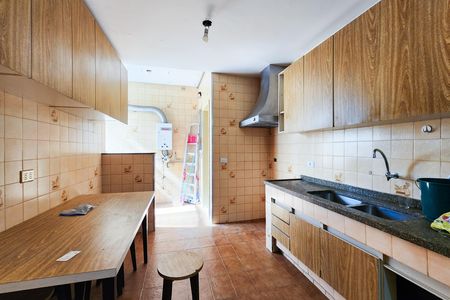 Apartamento à venda com 160m², 3 quartos e 2 vagasCozinha 