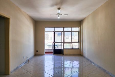 Apartamento à venda com 160m², 3 quartos e 2 vagasSala 
