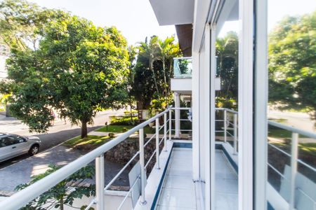 Casa de condomínio à venda com 524m², 6 quartos e 4 vagasSacada