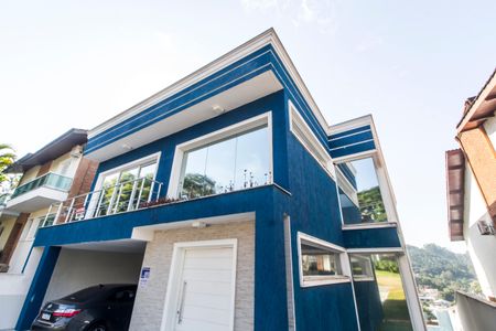 Casa de condomínio à venda com 524m², 6 quartos e 4 vagasFachada