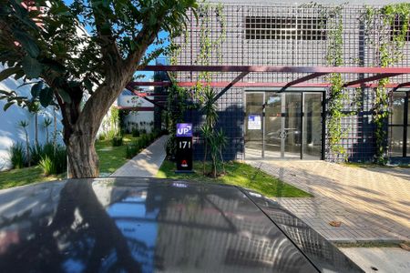 Apartamento à venda com 39m², 2 quartos e 1 vaga Apartamento à venda com 39m², 2 quartos e 1 vagaFachada