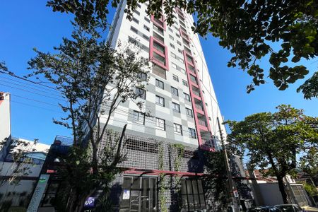 Apartamento à venda com 39m², 2 quartos e 1 vaga Apartamento à venda com 39m², 2 quartos e 1 vagaFachada