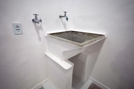 Casa para alugar com 70m², 1 quarto e 1 vagaÁrea de Serviço