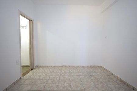 Casa para alugar com 70m², 1 quarto e 1 vagaSala