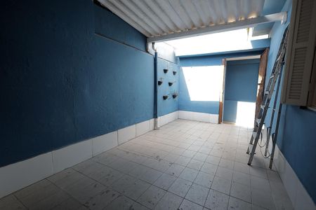 Casa para alugar com 70m², 1 quarto e 1 vagaQuintal