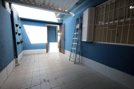 Casa para alugar com 70m², 1 quarto e 1 vagaQuintal