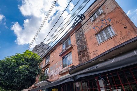 Apartamento para alugar com 77m², 2 quartos e sem vagaFachada