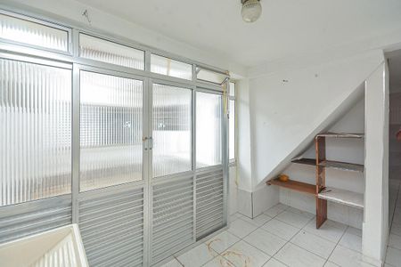 Casa à venda com 178m², 3 quartos e 1 vaga Casa à venda com 178m², 3 quartos e 1 vagaÁrea de Serviço