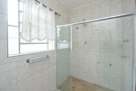 Casa à venda com 178m², 3 quartos e 1 vaga Casa à venda com 178m², 3 quartos e 1 vagaBanheiro 2