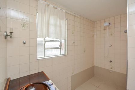 Casa à venda com 178m², 3 quartos e 1 vaga Casa à venda com 178m², 3 quartos e 1 vagaBanheiro