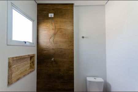 Casa à venda com 150m², 3 quartos e 2 vagas Casa à venda com 150m², 3 quartos e 2 vagasBanheiro da Suíte