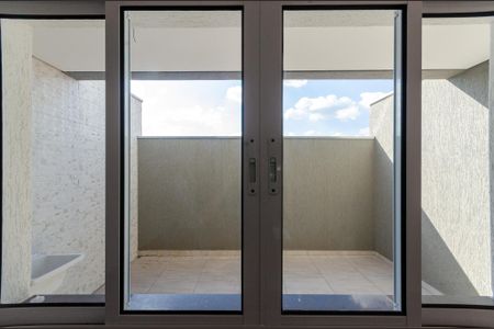 Casa à venda com 150m², 3 quartos e 2 vagas Casa à venda com 150m², 3 quartos e 2 vagasCozinha