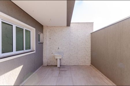 Casa à venda com 150m², 3 quartos e 2 vagas Casa à venda com 150m², 3 quartos e 2 vagasÁrea de Serviço